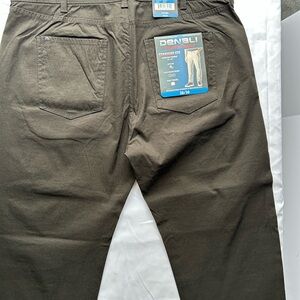 Denali Men’s Flex Waistband Travel Pants . Black 38x30